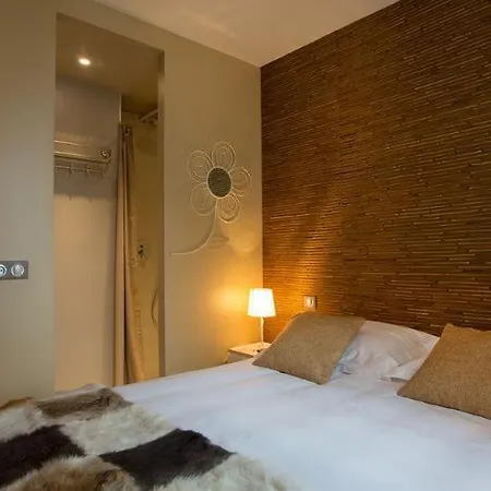 La Finca Hotel 2* Paris